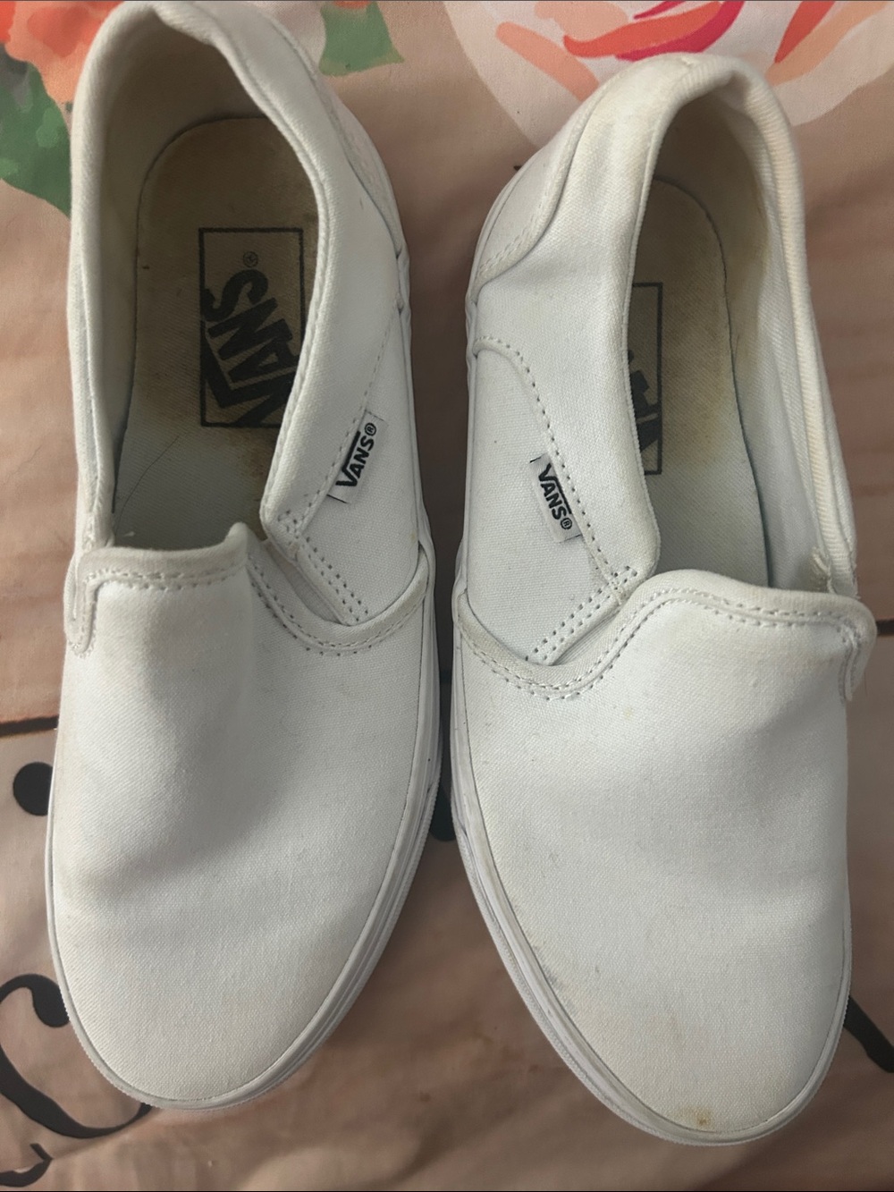 Vans woman’s White Canvas Slip-On Loafers size 7